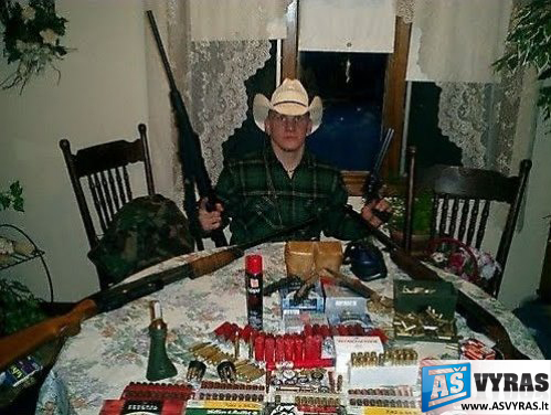 juokingi gangsteriai nusikalteliai