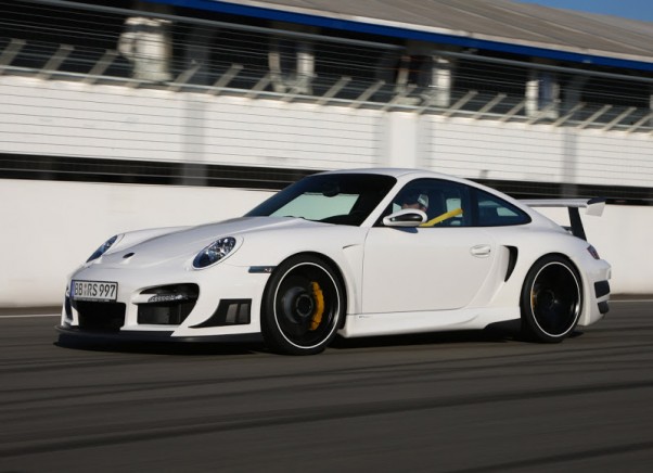 porsche-911-gt2-rs-2010-metu-automobilis