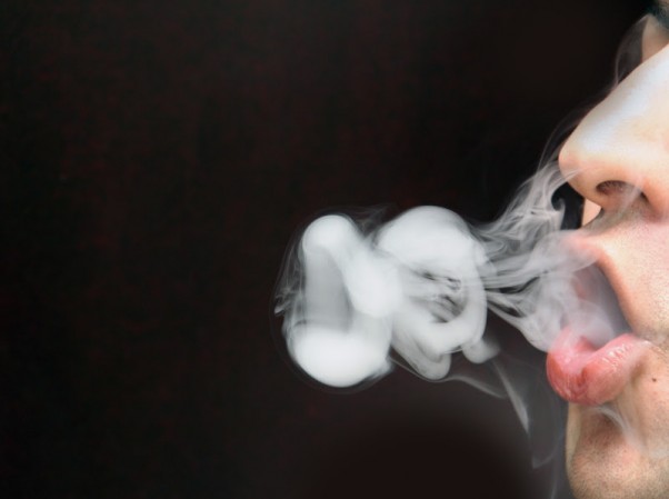 Kvėpavimo takų susirgimai dėl rūkymo žalos