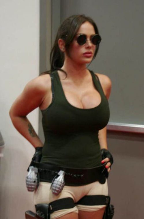 Seksualios merginos Lara Croft Tomb Raider