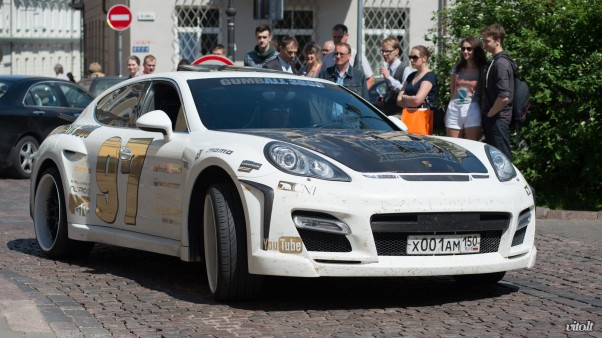Gumball 3000 Vilnius: Porsche Panamera